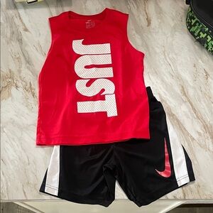 Nike Kids 2 pc set